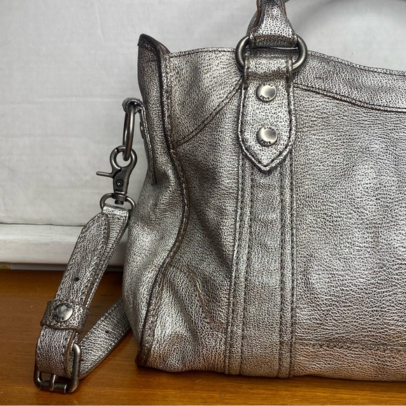 Frye Mellissa Metallic Tote Purse - Picture 4 of 15